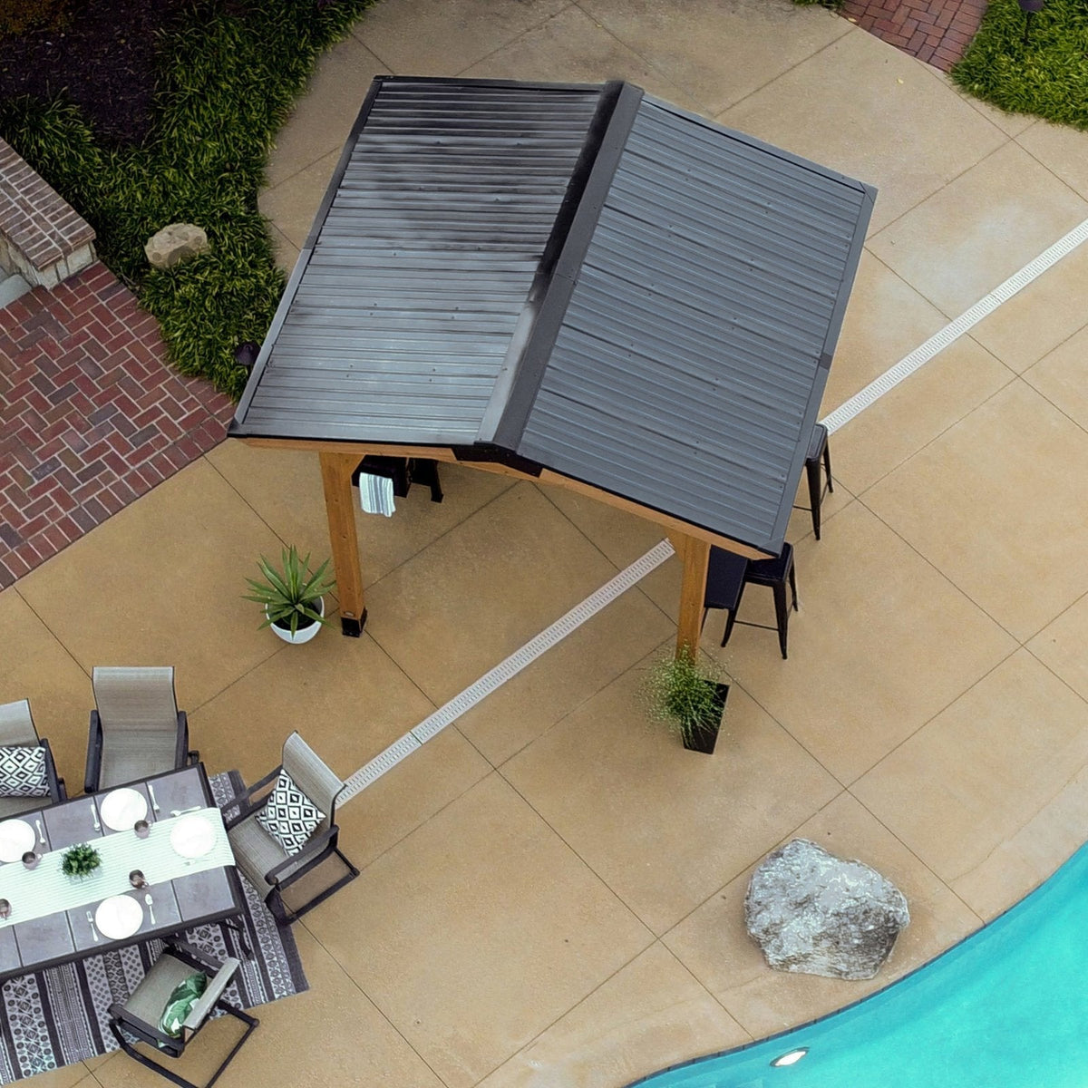 Granada Grill Gazebo with Outdoor Bar
