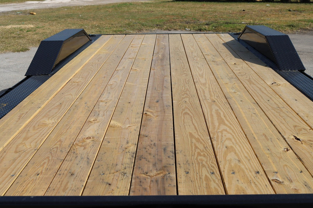 22 Foot Big Tex Heavy Duty with Drive-Over Fender Black Equipment Trailer (14DF-19BK+3KR)